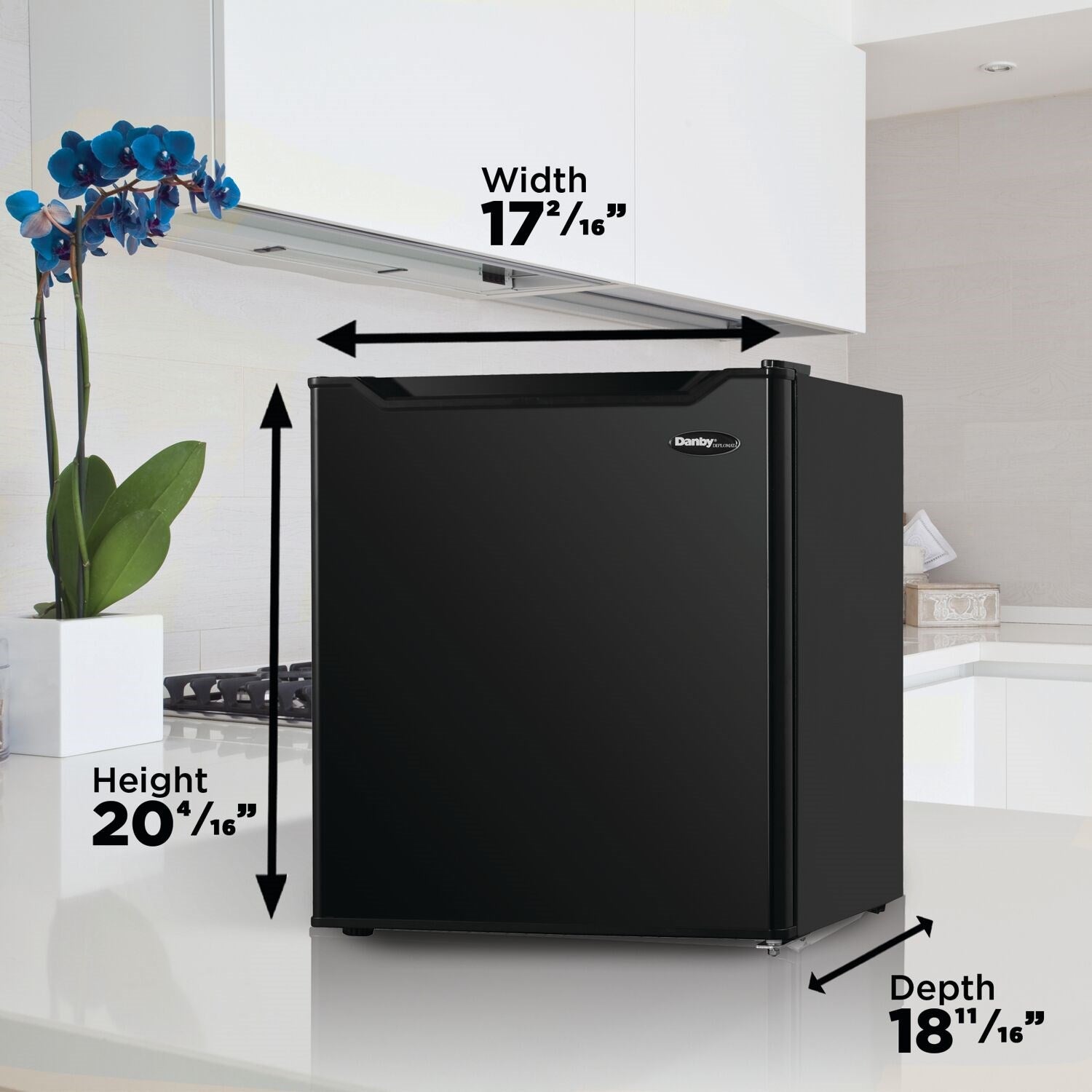 Danby 1.6 CuFt All Refrigerator, Auto Defrost, Wire Shelves, Energy Star Black